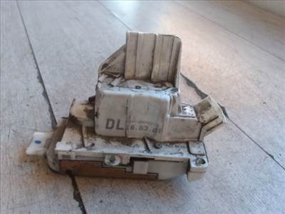 FORD MONDEO 01-07 Jobb hátsó ajtó zárszerkezet központi záras