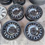 5x112 17 Gyári Volkswagen.Audi,Skoda lemezfelni dísztárcsával  65000ft a 4db/2/