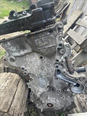 Toyota Corolla (E170) 1.33 motor alkatrész 