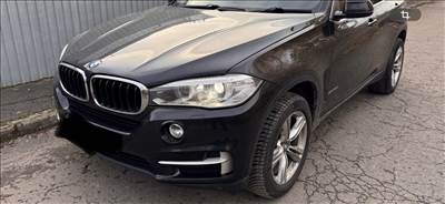 BMW X5 F15 bal első ajtó üres