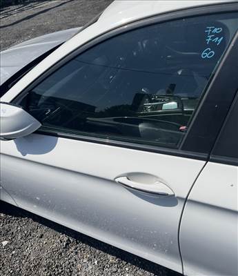 BMW F10 bal első ajtó üres 354/7