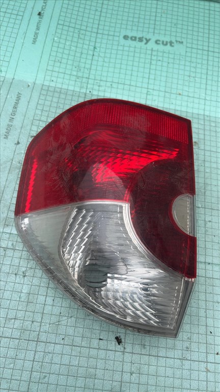Jobb hátsó lámpa - BMW X3 E83 63 21 6 990 170 6. kép