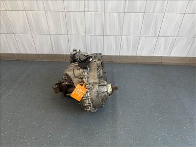 Volkswagen Transporter T5 Váltó (Mechanikus) 2.5 TDI KCQ