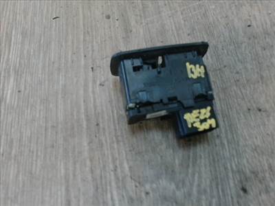 JEEP Cherokee Liberty 2007-2012 Bal hátsó ablakemelő kapcsoló