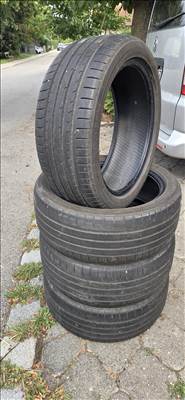 Eladó egy garnitúra Toyo 215/45 R18 nyárigumik mélyen az új ár alatt. 