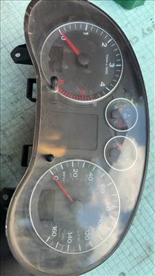 Műszeregység - Audi A3 8P 1.9 TDI 8P0 920 951 D