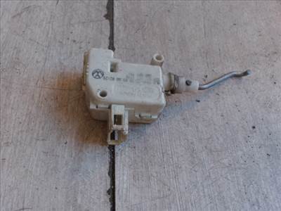SEAT CORDOBA 99-02 Központizár motor tankajtóhoz