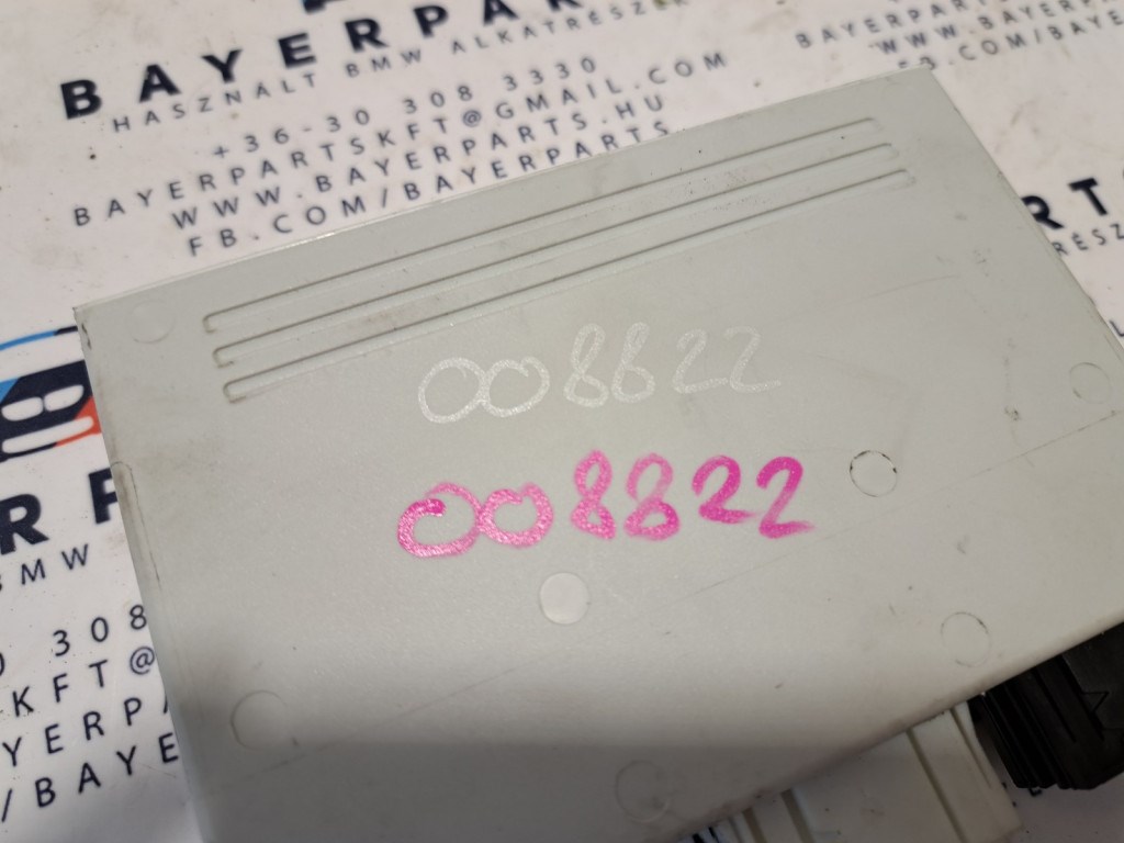 BMW E90 E91 E87 X1 PDC tolatóradar vezérlõ doboz modul controller egység 4. kép