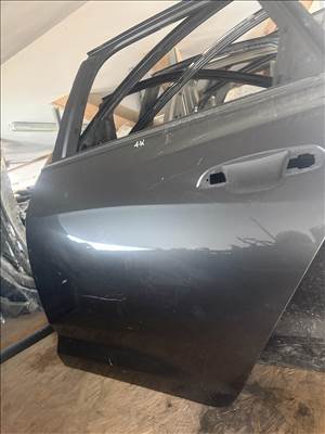 Audi A6 (C8 - 4K) bal hátsó ajtó  4k5833051