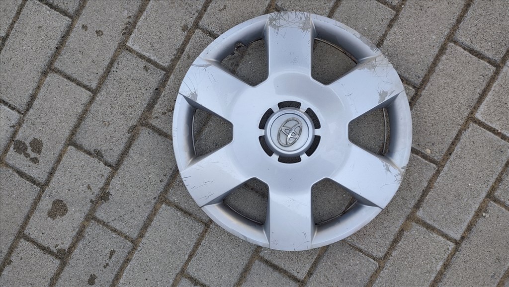 Toyota dísztárcsa 4. kép