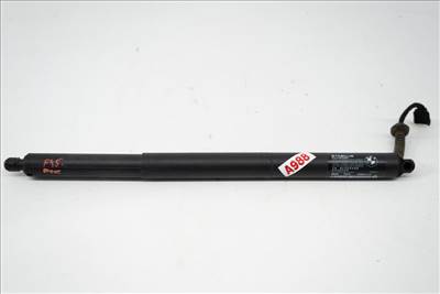 BMW 2er F45 Csomagtérajtó gázteleszkóp