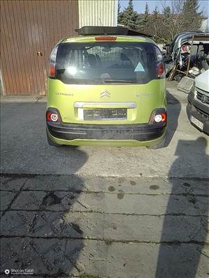 Citroën C3 Picasso csomagtérajtó 