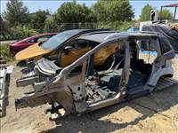 Ford Grand C-Max / C-Max bontott karosszéria, bódé és megmaradt alkatrészek