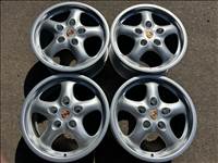 4db gyári 17" Porsche 911 alufelni. (14)