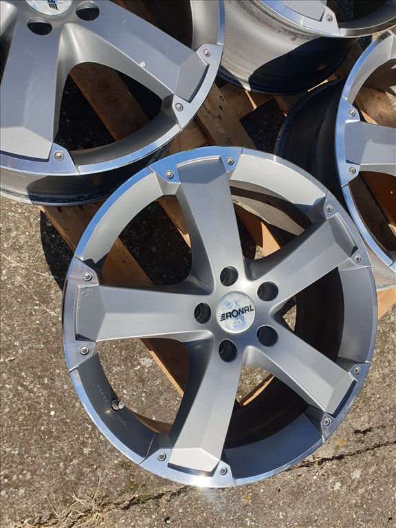 18" 5x114,3 RONAL 3. kép