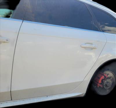 Audi A4 (B8 - 8K) bal hatso ajtó 