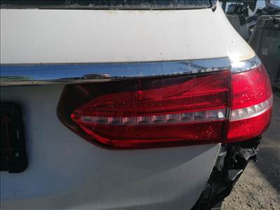 Mercedes E osztály W213 S213 kombi lámpa belső  a2139039600
