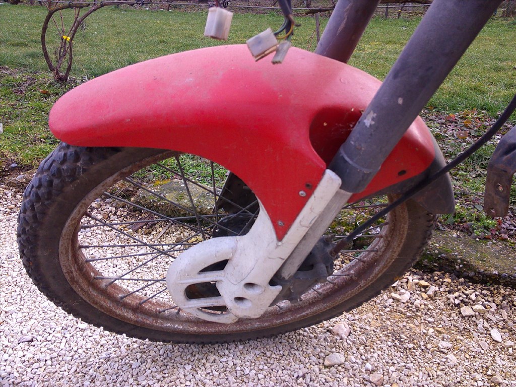 GARELLI 125 CM3-ES CSUPASZ FŐVÁZ MOTORBLOKK ,ÉS PAPIROK NÉLKŰL OLCSÓN 14. kép