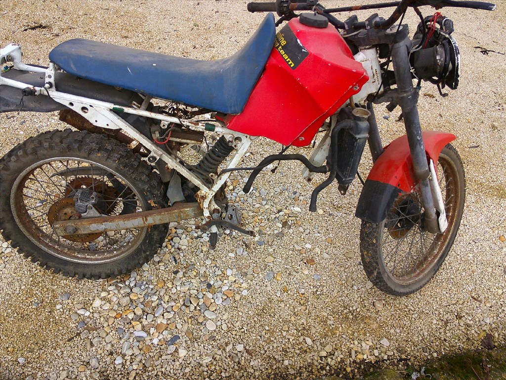 GARELLI 125 CM3-ES CSUPASZ FŐVÁZ MOTORBLOKK ,ÉS PAPIROK NÉLKŰL OLCSÓN 23. kép