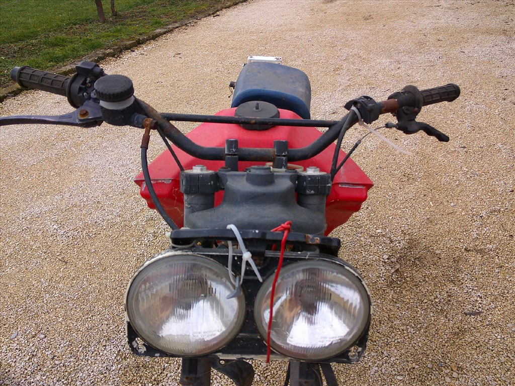 GARELLI 125 CM3-ES CSUPASZ FŐVÁZ MOTORBLOKK ,ÉS PAPIROK NÉLKŰL OLCSÓN 32. kép