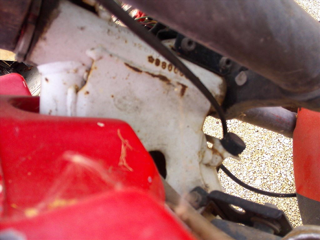 GARELLI 125 CM3-ES CSUPASZ FŐVÁZ MOTORBLOKK ,ÉS PAPIROK NÉLKŰL OLCSÓN 42. kép