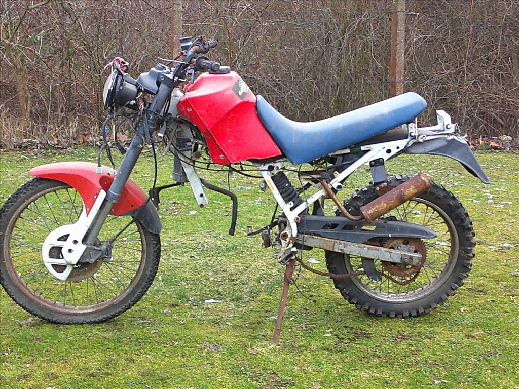 GARELLI 125 CM3-ES CSUPASZ FŐVÁZ MOTORBLOKK ,ÉS PAPIROK NÉLKŰL OLCSÓN 45. kép