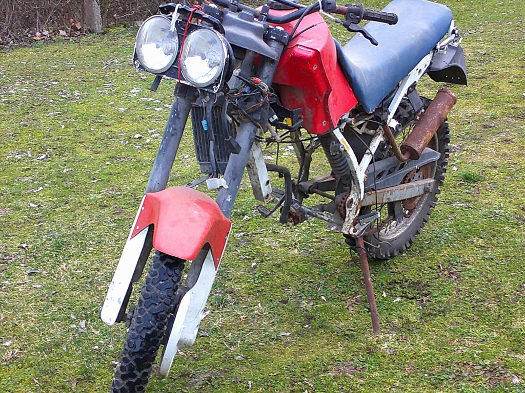 GARELLI 125 CM3-ES CSUPASZ FŐVÁZ MOTORBLOKK ,ÉS PAPIROK NÉLKŰL OLCSÓN 49. kép
