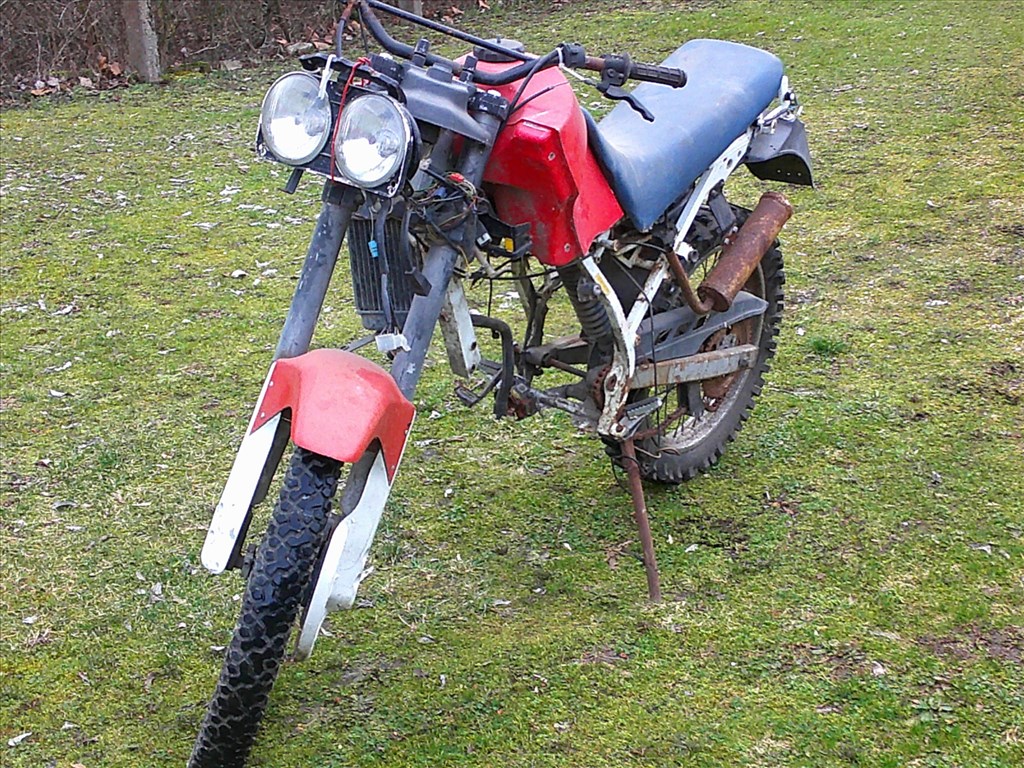 GARELLI 125 CM3-ES CSUPASZ FŐVÁZ MOTORBLOKK ,ÉS PAPIROK NÉLKŰL OLCSÓN 50. kép