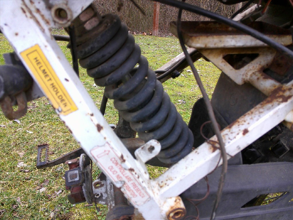 GARELLI 125 CM3-ES CSUPASZ FŐVÁZ MOTORBLOKK ,ÉS PAPIROK NÉLKŰL OLCSÓN 85. kép