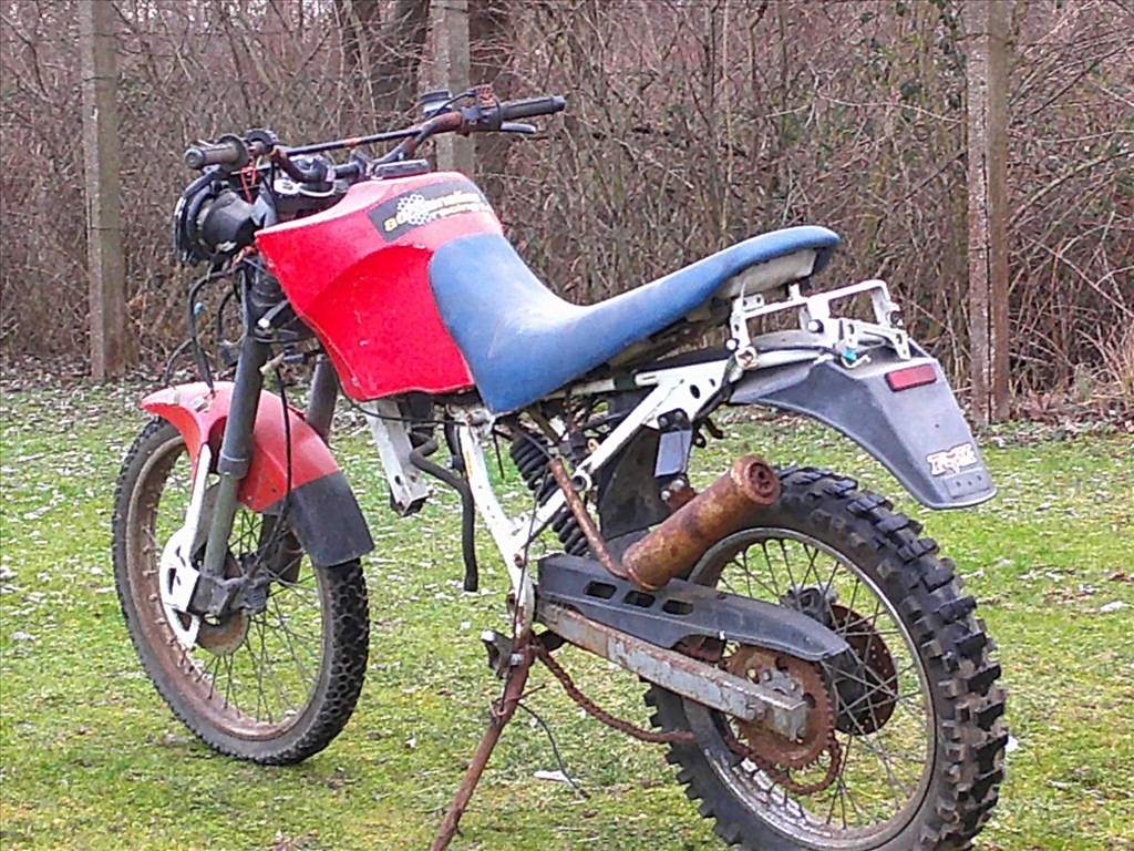 GARELLI 125 CM3-ES CSUPASZ FŐVÁZ MOTORBLOKK ,ÉS PAPIROK NÉLKŰL OLCSÓN 96. kép