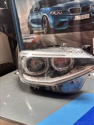 BMW 1-es széria F20 F21 bi xenon jobb első lámpa 7229680