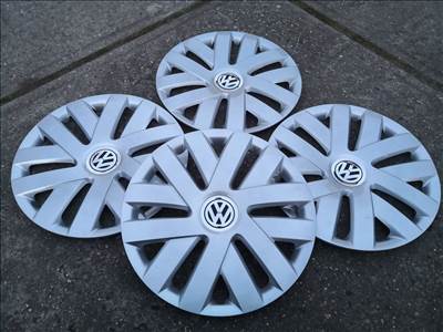 Volkswagen 15-ös gyári új dísztárcsa