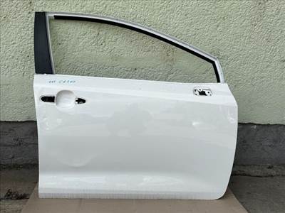 Toyota Corolla (E210) Jobb első Ajtó  6700102560