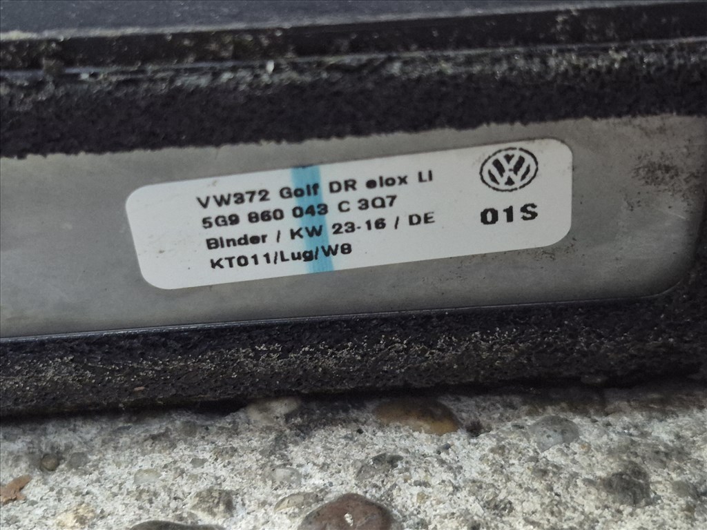 Volkswagen Golf VII kombi tetőcsomagtartó sín pár (38712) 5g9860044c 5g9860043c 9. kép