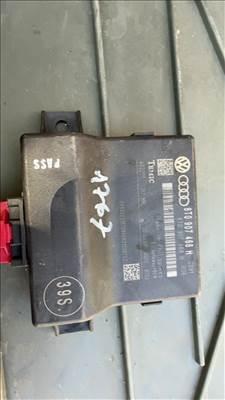 Gateway vezérlőmodul - Audi A4 B8 2.0 TDI 8T0 907 468 H