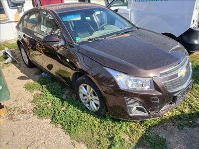 Chevrolet Cruze bontott alkatrészei