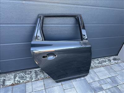 Volvo XC60 I lift 2015 jobb hatso ajto