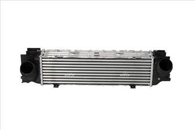 NRF 30955 - töltőlevegő-hűtő BMW