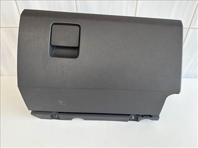 Opel Zafira B Kesztyűtartó 13150268