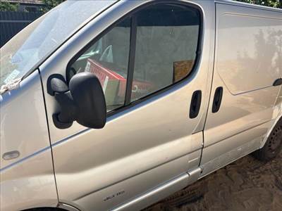 Opel Vivaro A Bal első Ajtó (Részeivel) FL01 11082