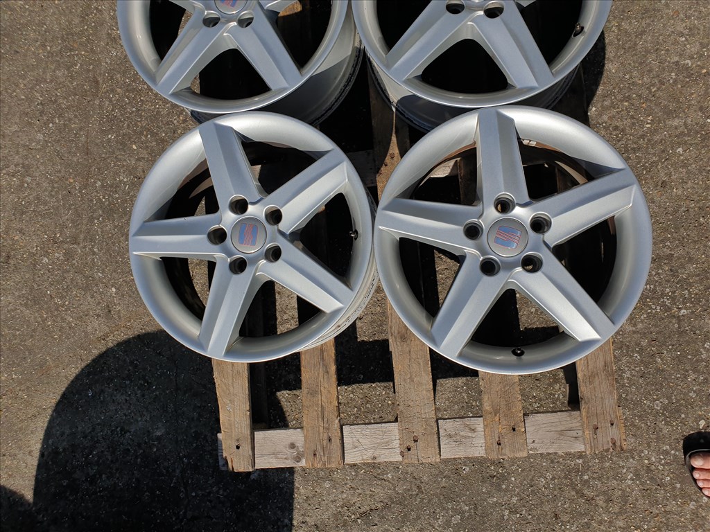 16" 5x112 Seat Altea 2. kép