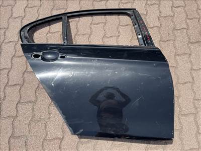 BMW 3 F30 (2011-től) Jobb hátsó ajtó 