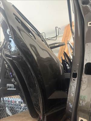 Audi Q3 (F3) jobb hátsó ajtó  83f833052a