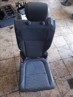 Opel Zafira C Bal Hátsó Ülés
