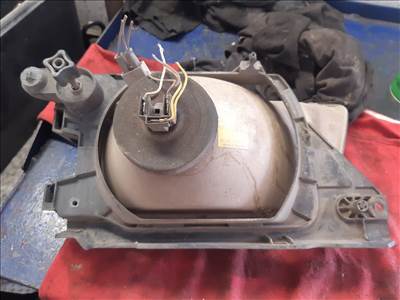 Opel Kadett E Jobb Első Lámpa / Fényszóró