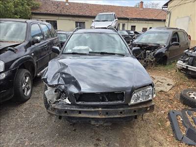 Volvo V40 1.9D abs tömb