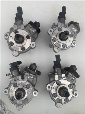 BMW nagynyomású pumpa E90 E87 N47 118d 320d gyári Bosch szivattyú 7797874 Index: 02, 04, 07 13517797874