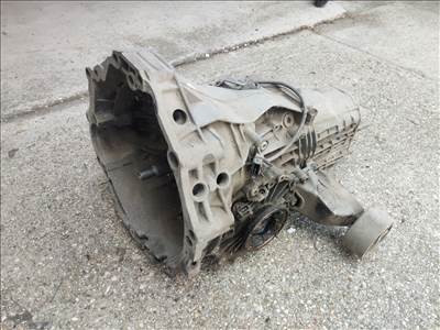 Volkswagen Passat B5 1.6 Sebességváltó  012301103