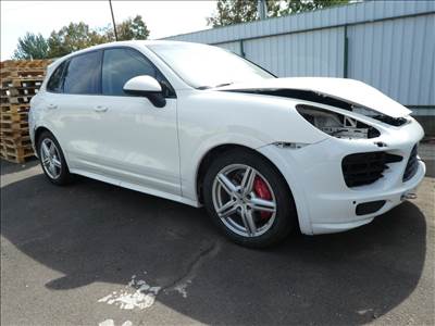 Porsche Cayenne S 92a II 4,8 _ M48.02 — 400 LE _ bontott alkatrészei _ 2014