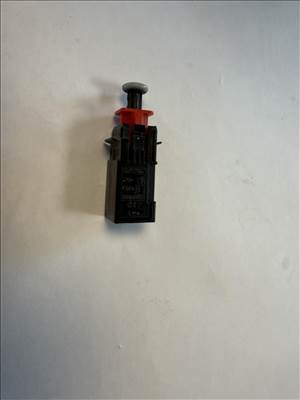 Opel Vectra C, Opel Signum féklámpa kapcsoló  55701395